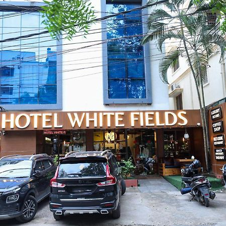 Hotel White Fields Hitec City, Hyderabad Ngoại thất bức ảnh