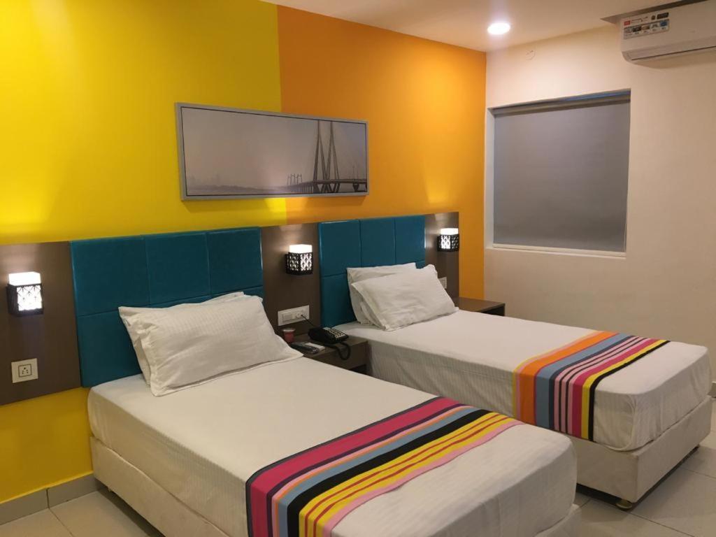 Hotel White Fields Hitec City, Hyderabad Ngoại thất bức ảnh