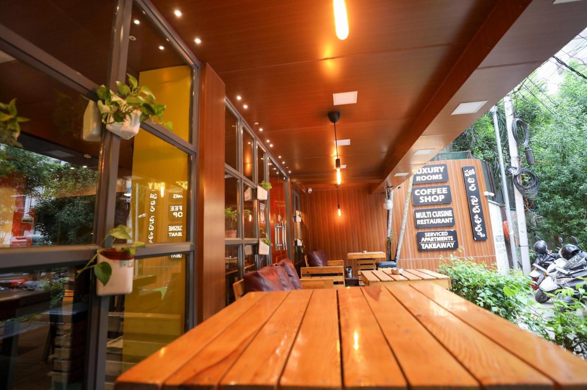 Hotel White Fields Hitec City, Hyderabad Ngoại thất bức ảnh
