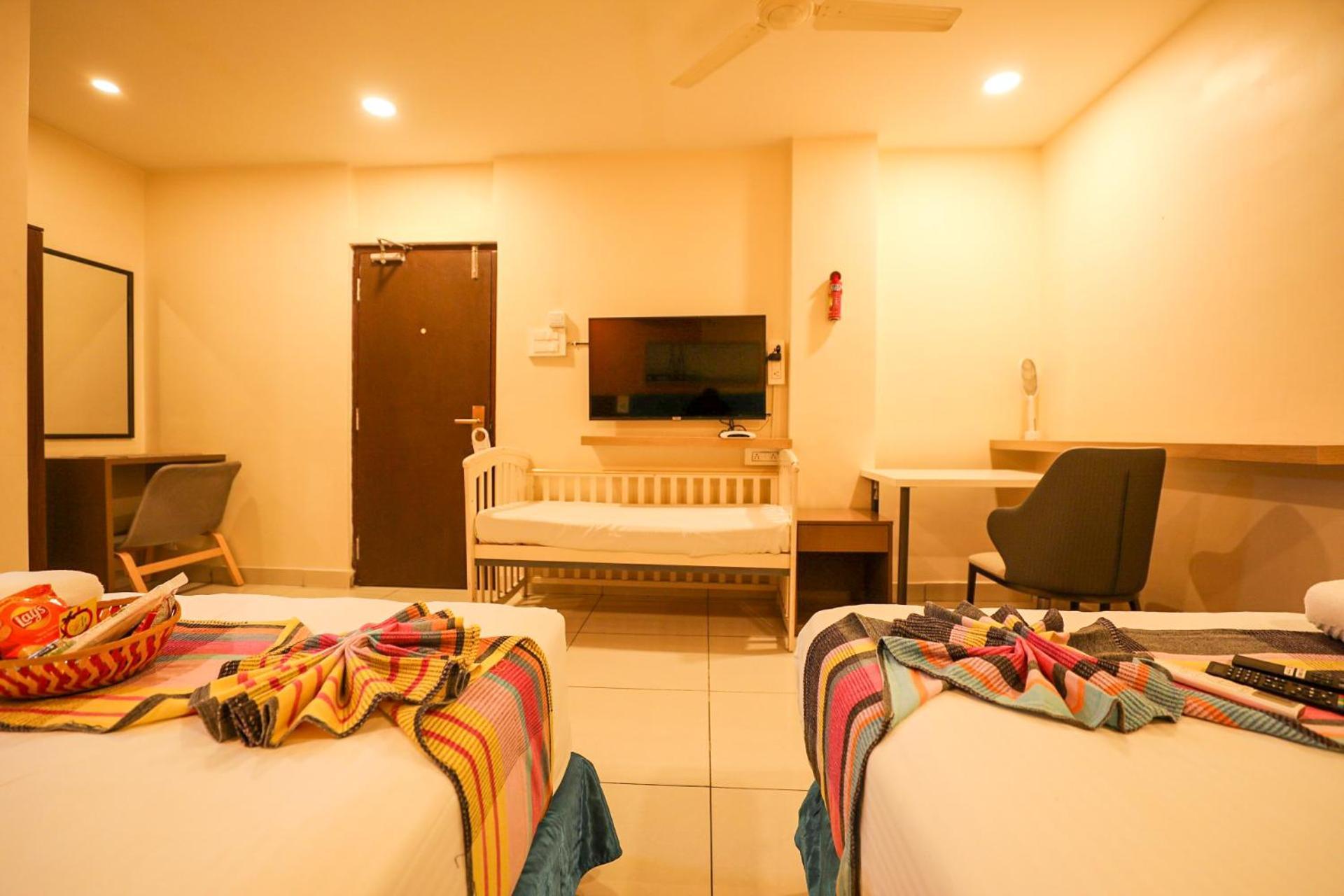 Hotel White Fields Hitec City, Hyderabad Ngoại thất bức ảnh